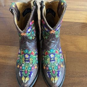 Mexicana Embroidered Cowboy Booties